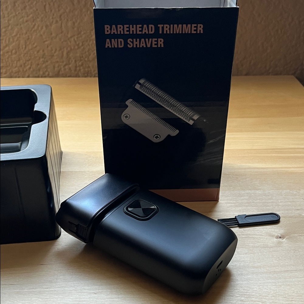 Black Trimmer and Shaver